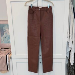 Aritzia Brown Straight Leg Pants